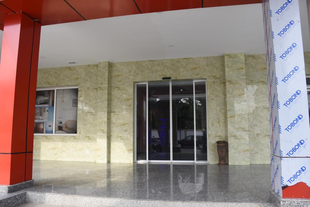 Hotel Royal Palace Douala Buitenkant foto