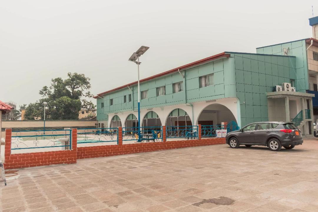 Hotel Royal Palace Douala Buitenkant foto